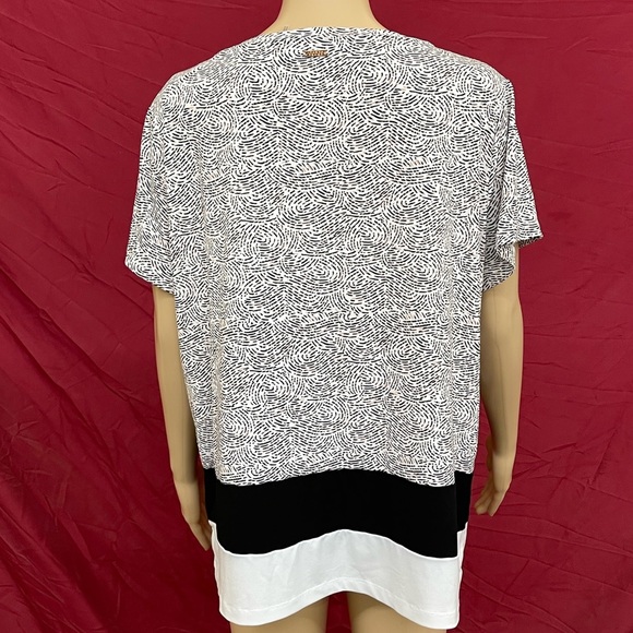 Ivanka Trump Black and White Block Scallop Print Gold Bar Blouse size XL - Picture 5 of 7